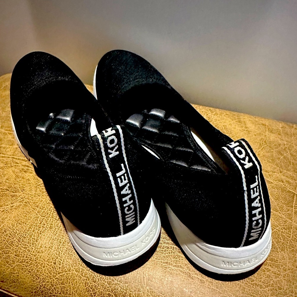 Michael Michael Kors Black Upton Ballet Slip On Sneakers